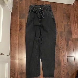 Abercrombie Mom jeans